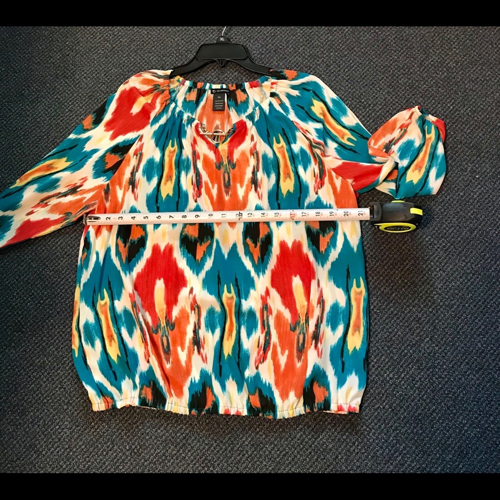 New Direction top - Picture 3 of 6